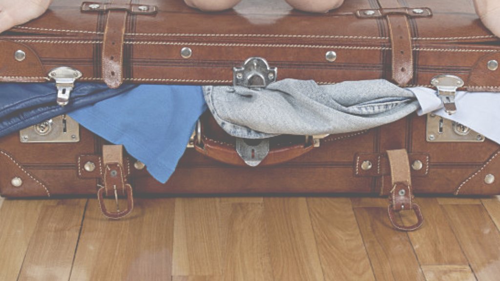 How To Reduce The Weight Of Suitcases