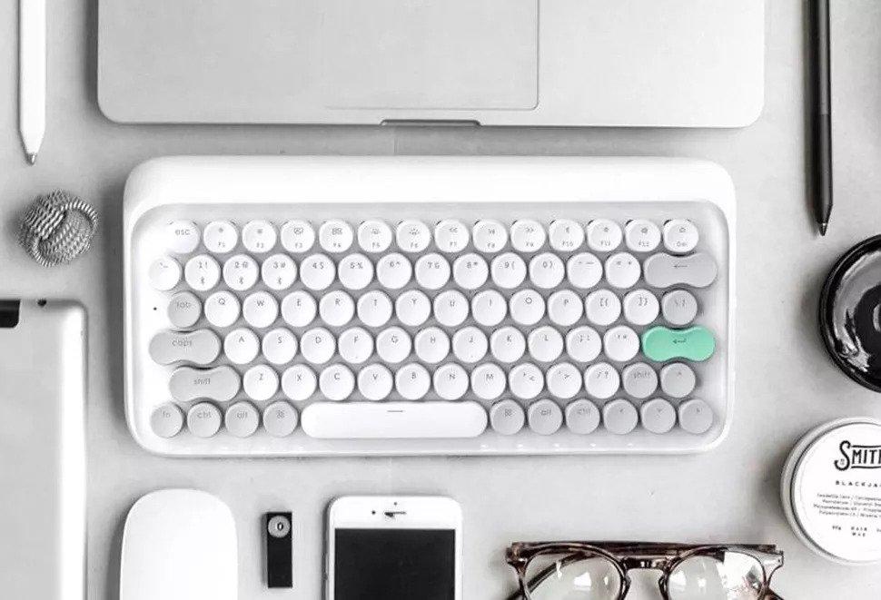 Wireless Mac Mechanical Keyboard - Vernal White By Lofree
